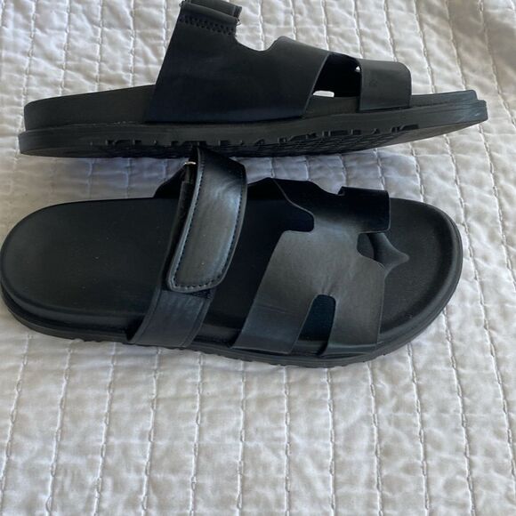H Velcro slides size 44 NWT adjustable strap for comfort fits 10-11 - Picture 3 of 8